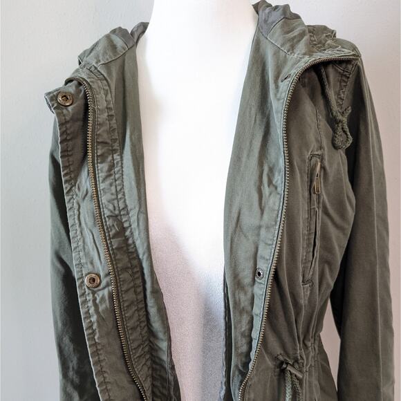 Ambiance Olive Green Hooded Cinched Waist Lightweight Utility Jacket Size Medium - Picture 3 of 9